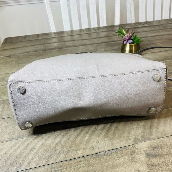 Michael Kors Sutton Satchel in Pearl Gray - Picture 7 of 10